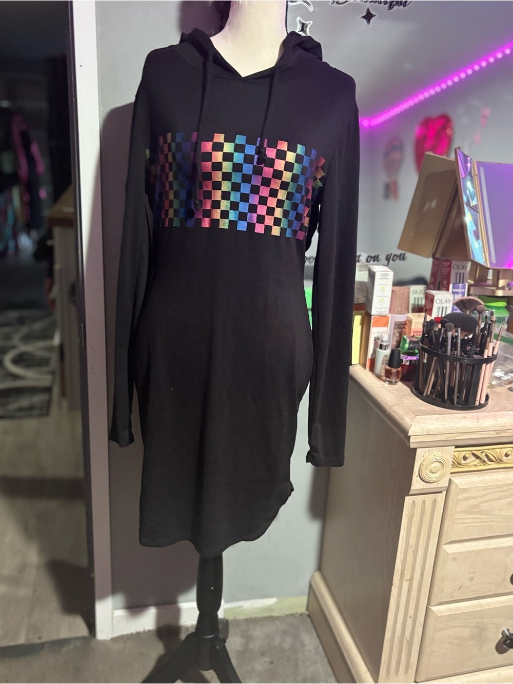 SHEIN Black Hooded Long-Sleeve Dress with Multicolor Checkerboard Band